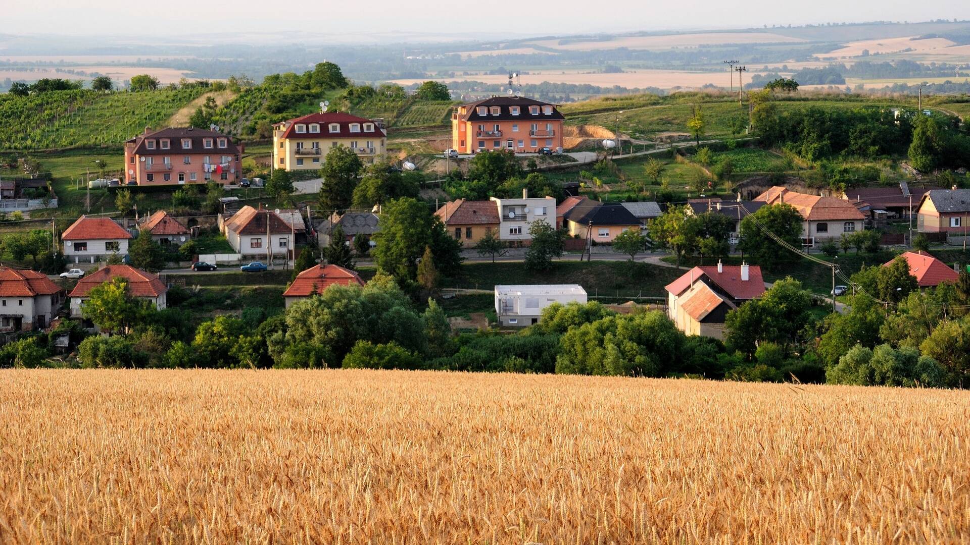 You are currently viewing Egyedülálló falunk felfedezése a szlovákiai tájban